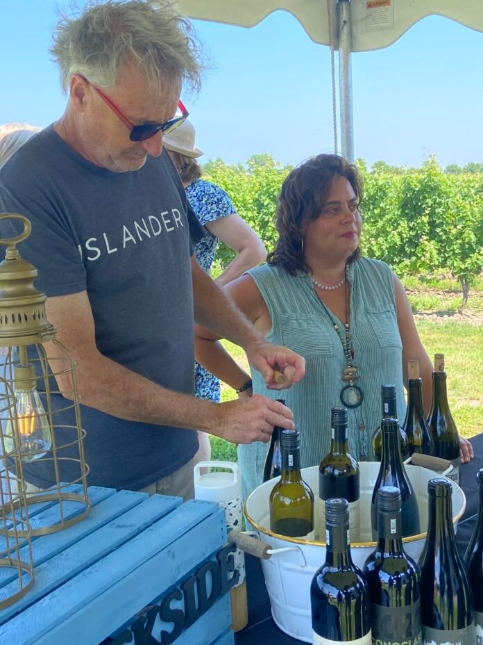 Creekside winemakers Yvonne Irvine & Rob Power have loaned their initials to Y & R Undercurrent Syrah